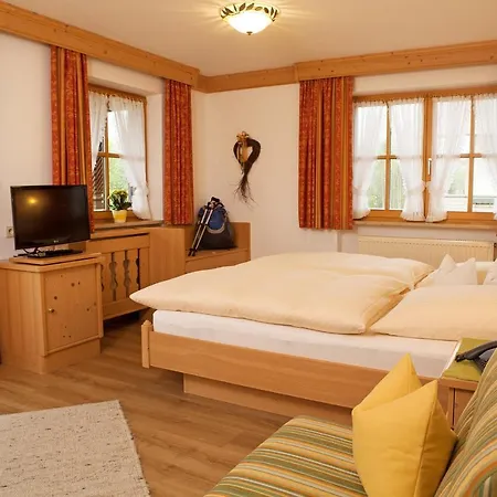 Haus Am Schmiedweg * Reit im Winkl